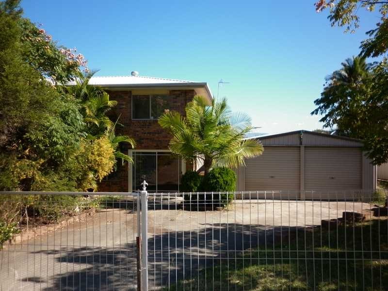32 Hall Street, Yamanto QLD 4305