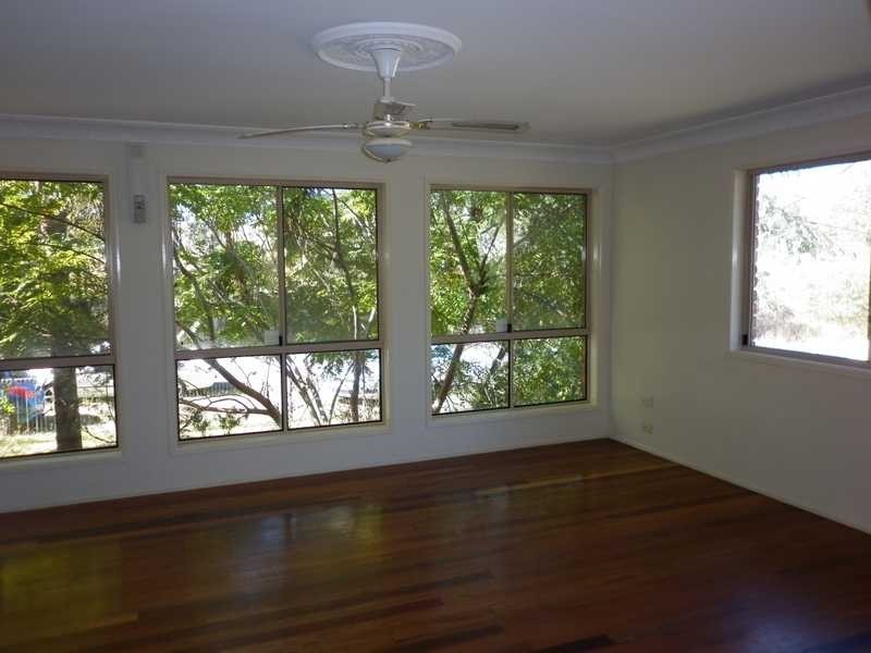 32 Hall Street, Yamanto QLD 4305