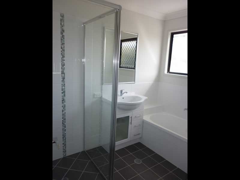 14B Siemons Street, One Mile QLD 4305