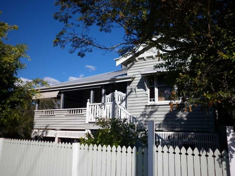 14 Macrae Street, Coalfalls QLD 4305