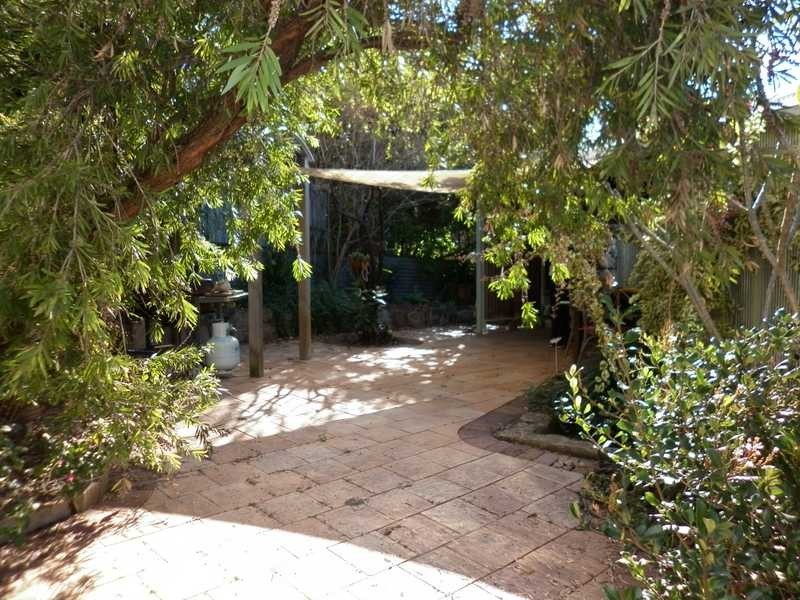 14 Macrae Street, Coalfalls QLD 4305