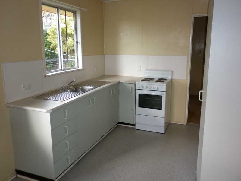 100 Thornton Street, Raceview QLD 4305