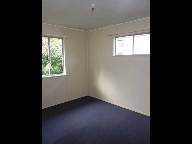 100 Thornton Street, Raceview QLD 4305