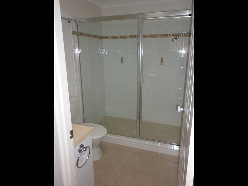 1/22 Cemetery Road, Eastern Heights QLD 4305