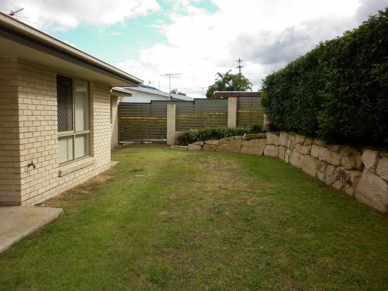 1/22 Cemetery Road, Eastern Heights QLD 4305