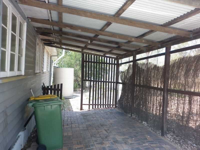 18 High Street, Ebbw Vale QLD 4304