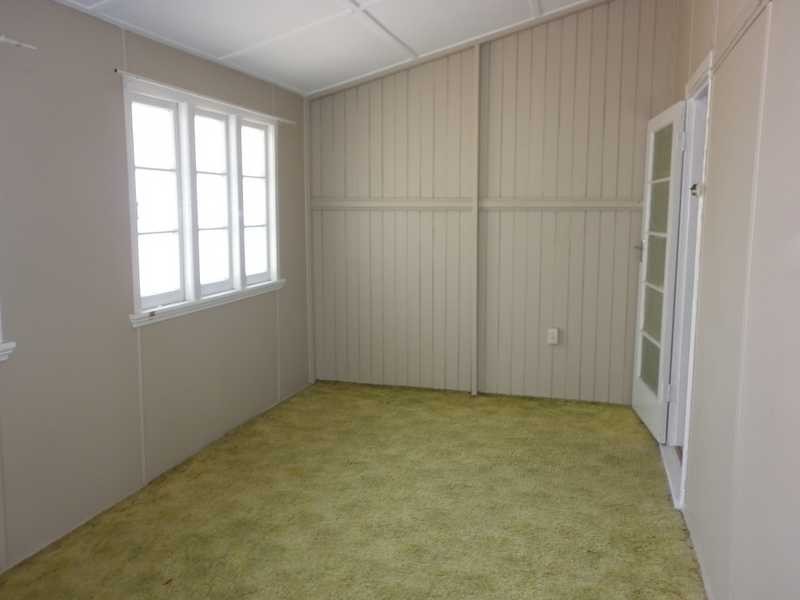 18 High Street, Ebbw Vale QLD 4304