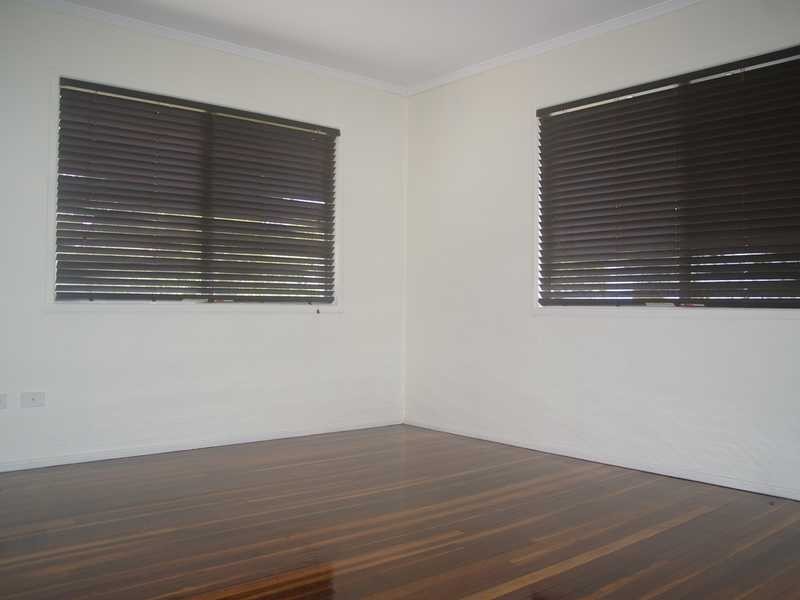 17 Callaghan Street, East Ipswich QLD 4305