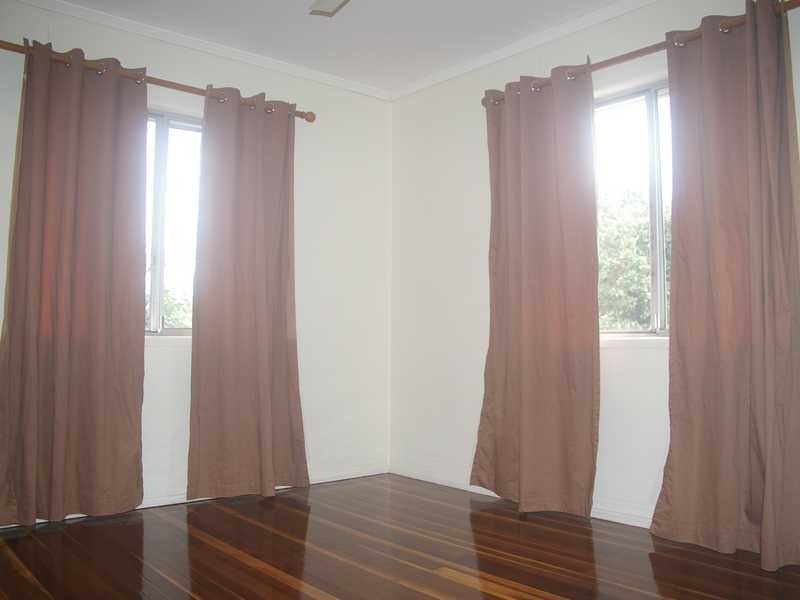 17 Callaghan Street, East Ipswich QLD 4305