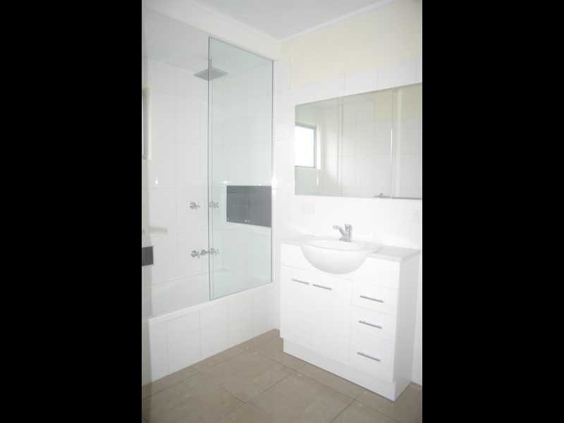 17 Callaghan Street, East Ipswich QLD 4305