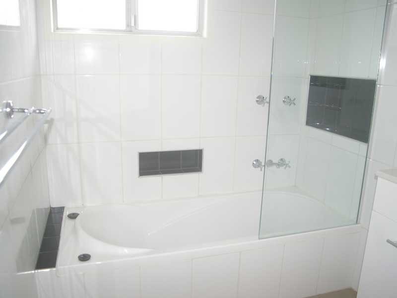 17 Callaghan Street, East Ipswich QLD 4305