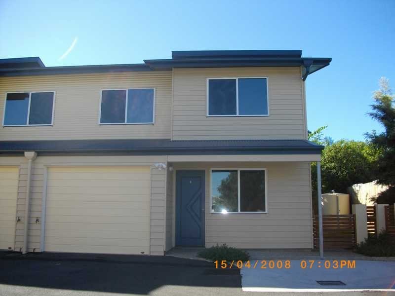 Unit 1/16 Green Street, Booval QLD 4304