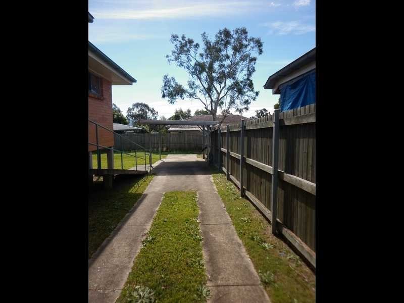 23 Hayden Street, Riverview QLD 4303