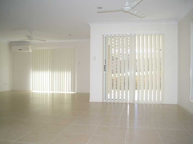 1/43 Tranquility Circle, Brassall QLD 4305