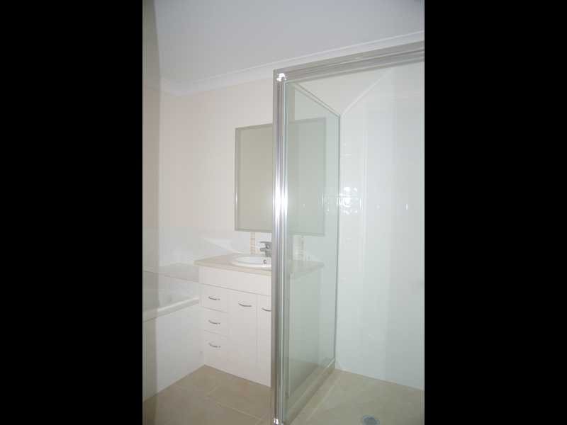 1/43 Tranquility Circle, Brassall QLD 4305