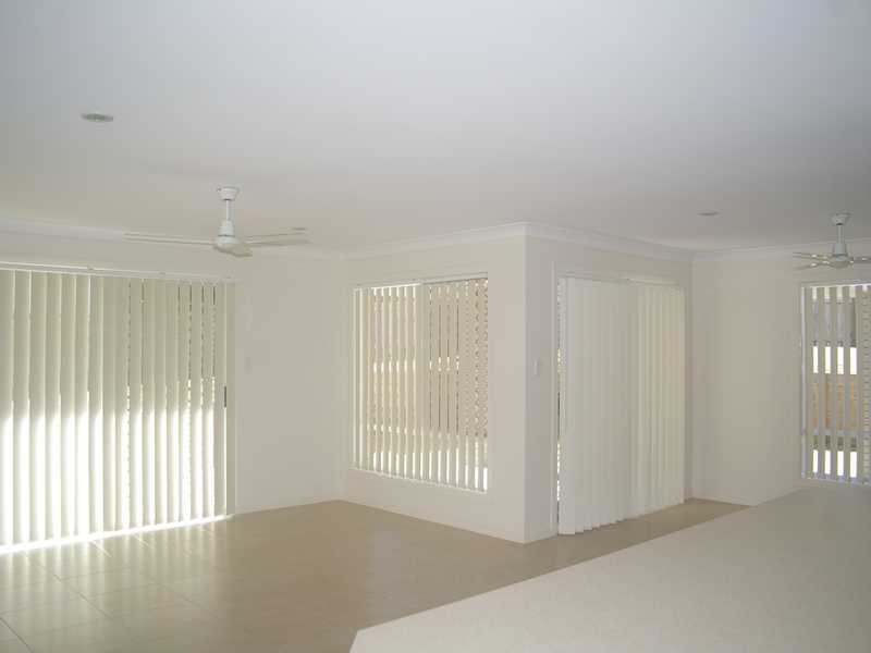 1/43 Tranquility Circle, Brassall QLD 4305