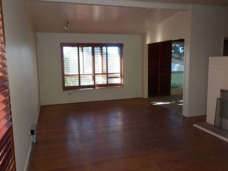 10 Soudan Street, North Booval QLD 4304