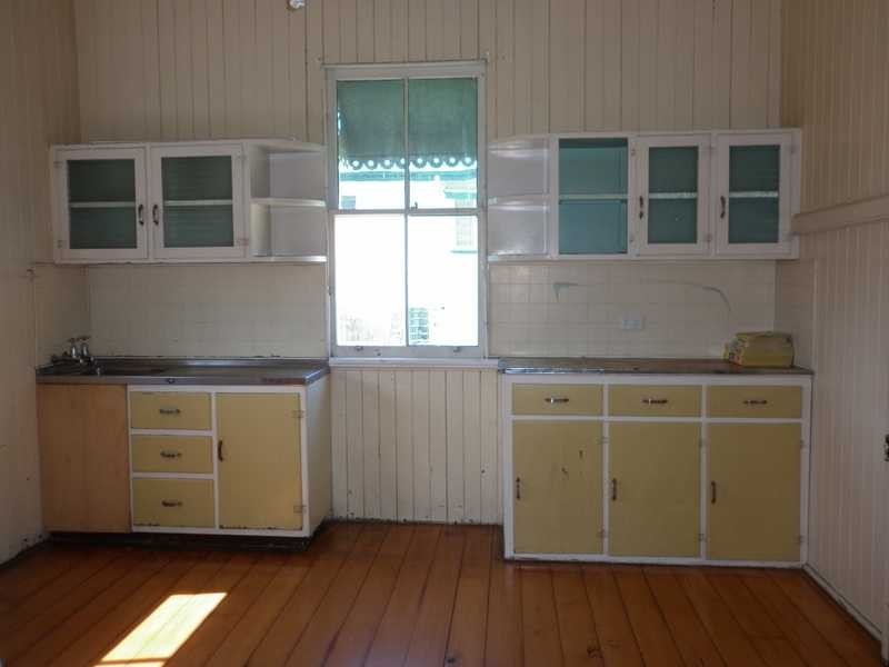 115 Thorn Street, Ipswich QLD 4305