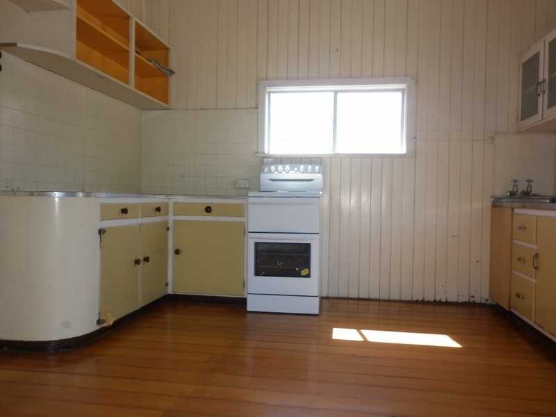 115 Thorn Street, Ipswich QLD 4305