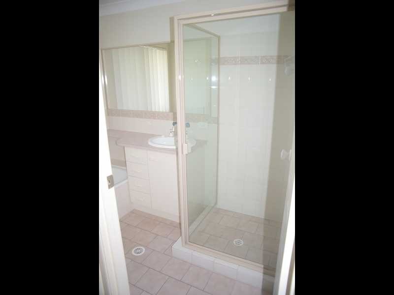 19 Oregon Close, Yamanto QLD 4305