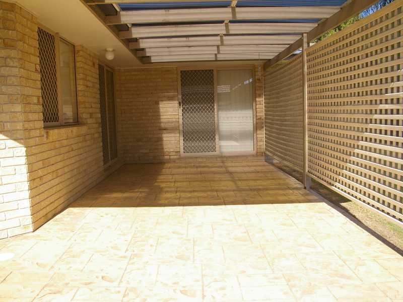 19 Oregon Close, Yamanto QLD 4305