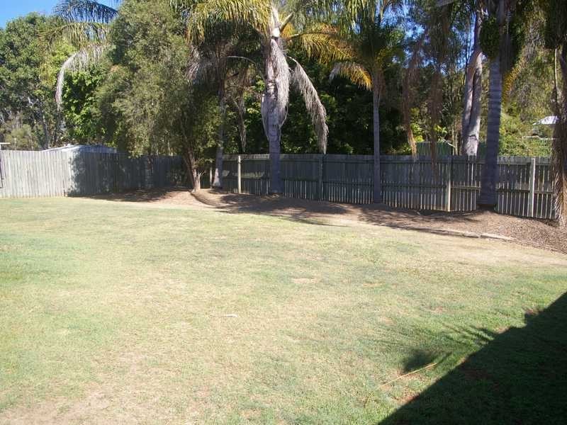 19 Oregon Close, Yamanto QLD 4305