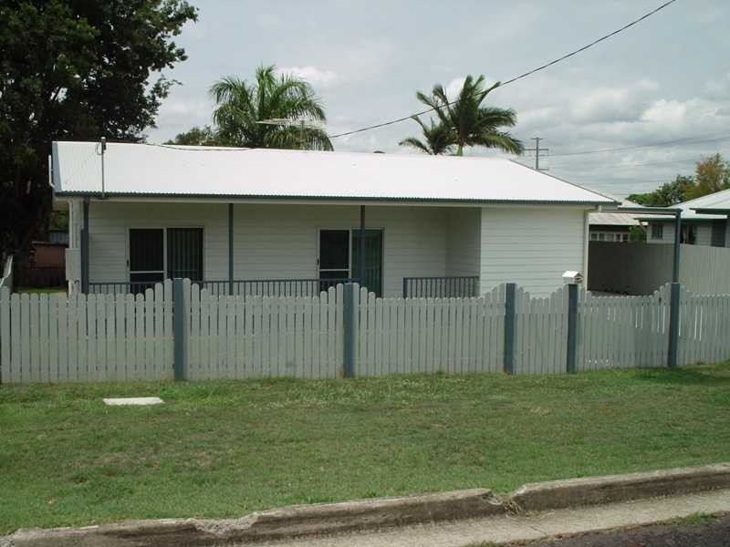 166B South Station Road, Silkstone QLD 4304