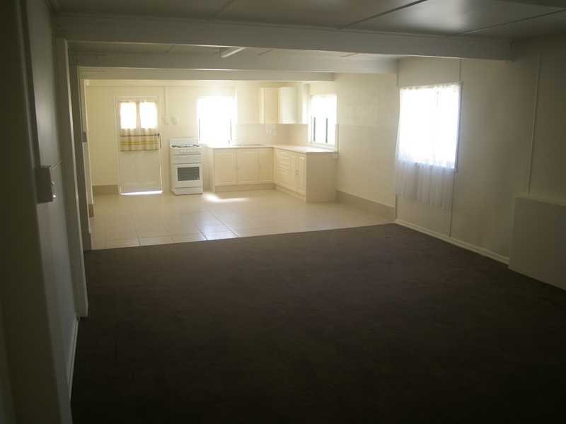 1/7 Gray Street, Ipswich QLD 4305