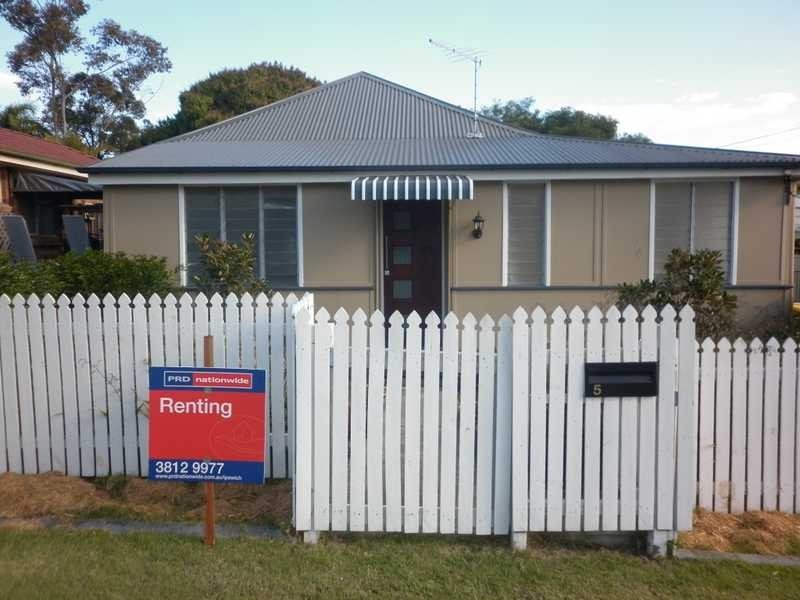 5 Turner Street, Ipswich QLD 4305