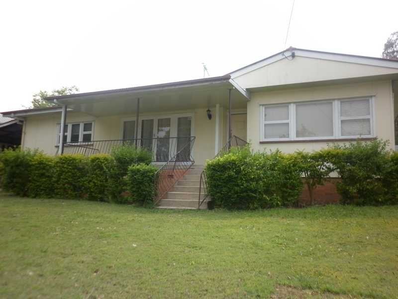 3 Pommer Street, Brassall QLD 4305