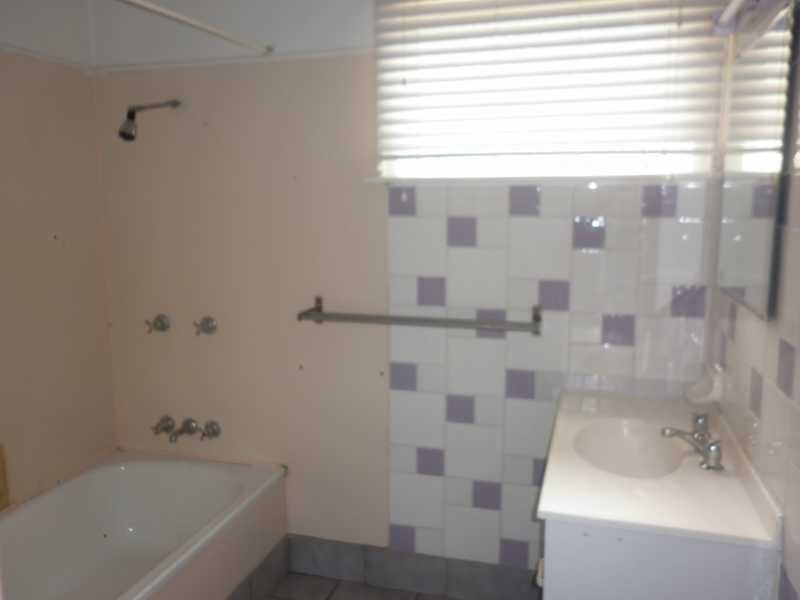 3 Pommer Street, Brassall QLD 4305