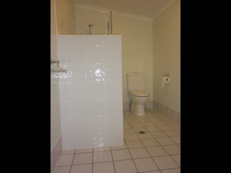 10 Thompson Street, Silkstone QLD 4304