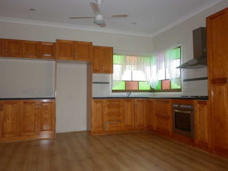 4 Greasley Street, Tivoli QLD 4305