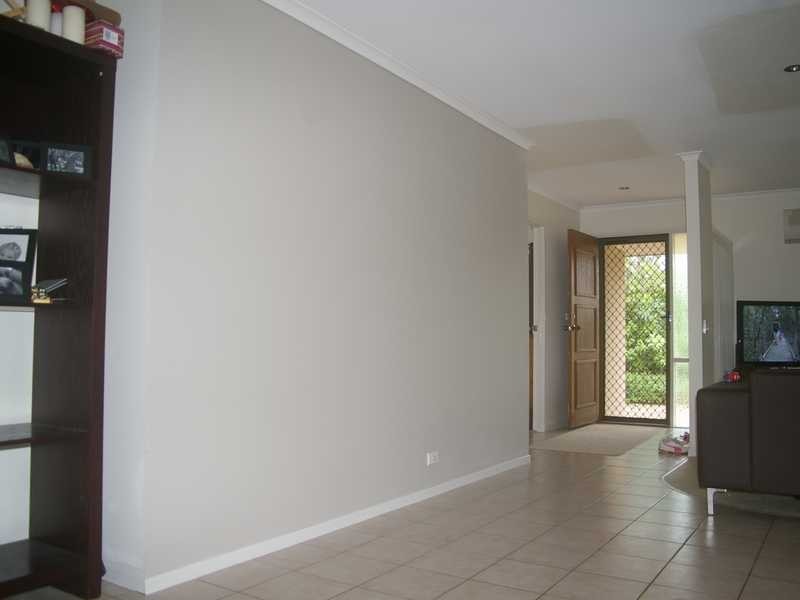 2 Thoona Close, Karana Downs QLD 4306