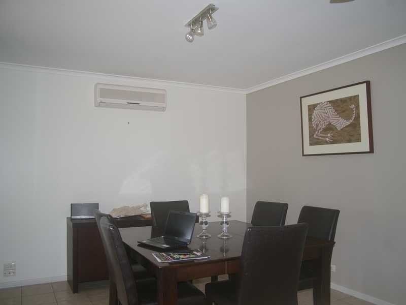 2 Thoona Close, Karana Downs QLD 4306