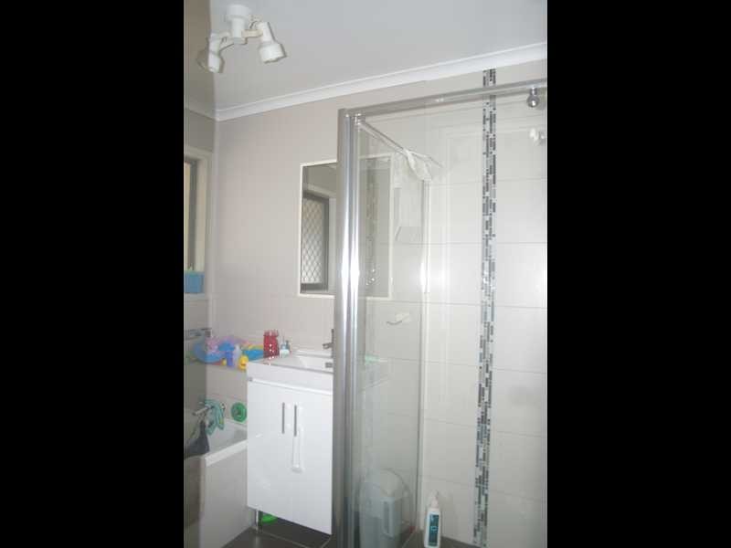 2 Thoona Close, Karana Downs QLD 4306