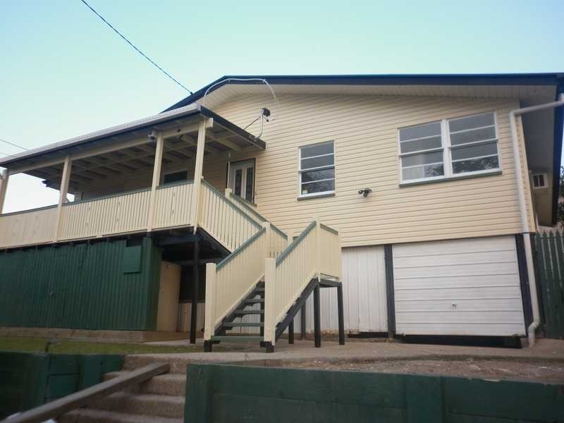 70 Darling Street, West Ipswich QLD 4305