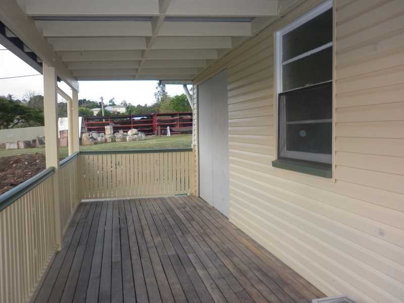 70 Darling Street, West Ipswich QLD 4305