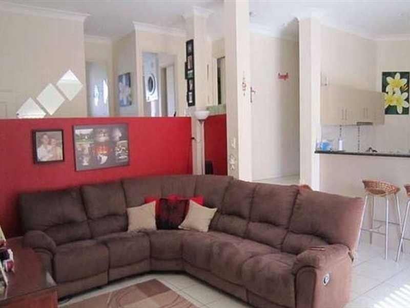 27 Benjamin Court, Yamanto QLD 4305