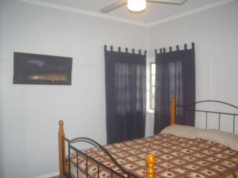 77 Gladstone Road, Coalfalls QLD 4305