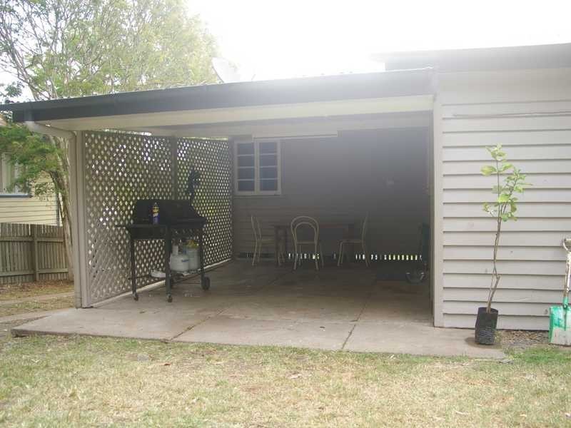 77 Gladstone Road, Coalfalls QLD 4305