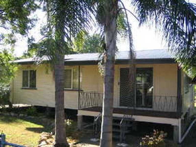 4 Pettigrew street, Woodend QLD 4305