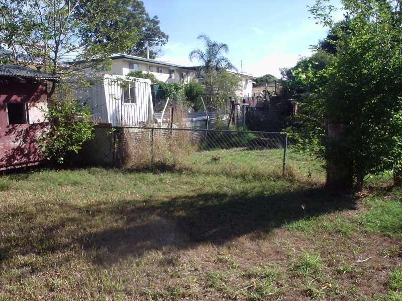 4 Pettigrew street, Woodend QLD 4305
