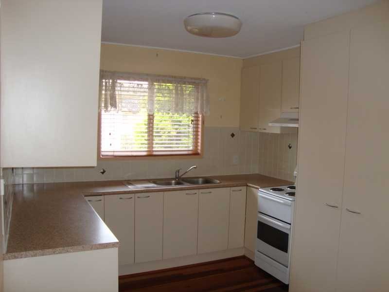 22 Chifley Crescent, Brassall QLD 4305