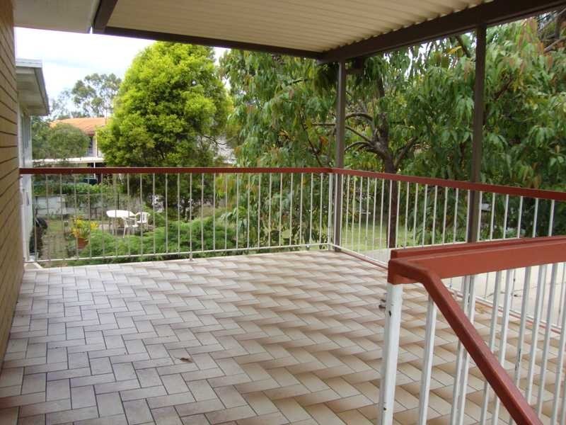 22 Chifley Crescent, Brassall QLD 4305