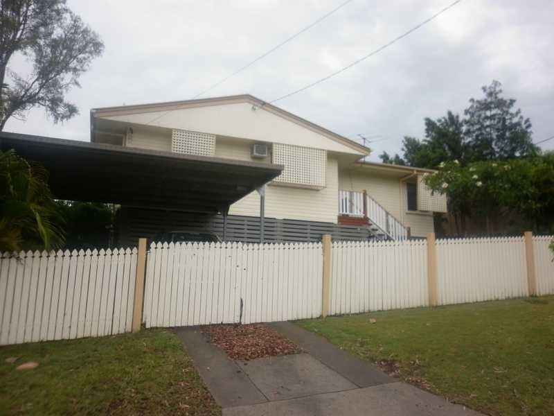 6 Flinders Drive, Leichhardt QLD 4305