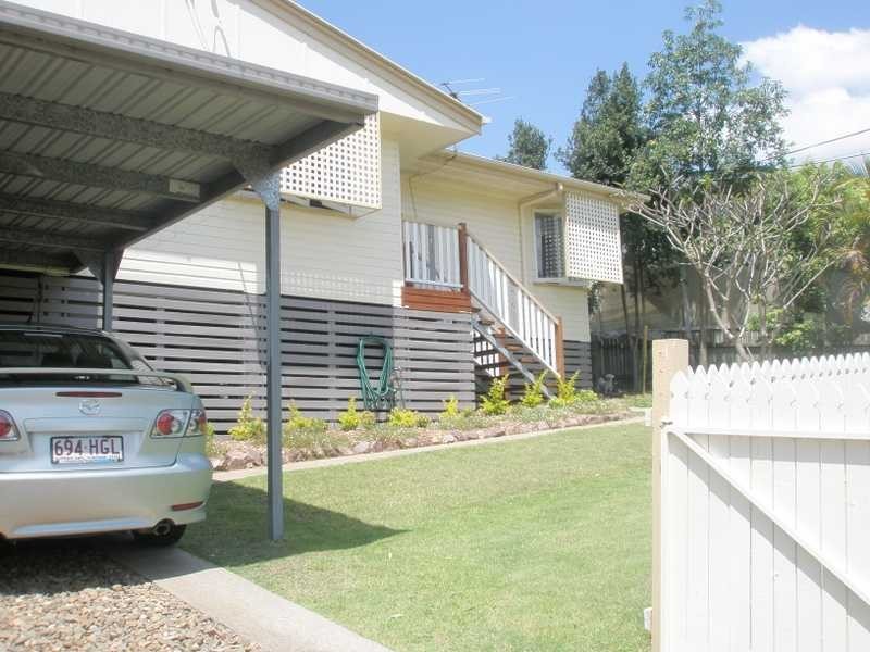 6 Flinders Drive, Leichhardt QLD 4305