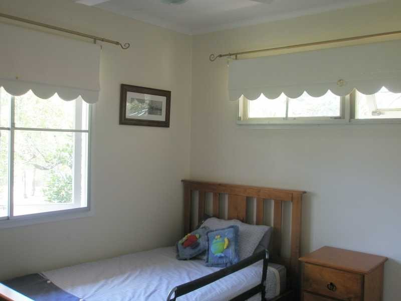 6 Flinders Drive, Leichhardt QLD 4305