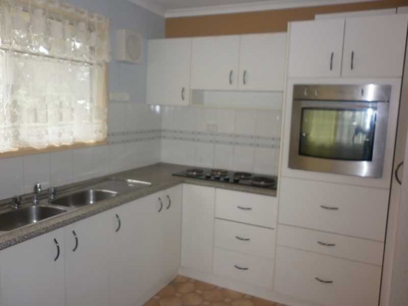 19 Tibbits Road, Bundamba QLD 4304