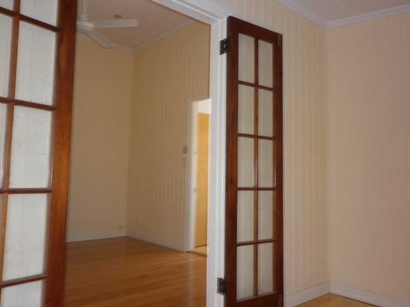 12 Newtown Street, East Ipswich QLD 4305